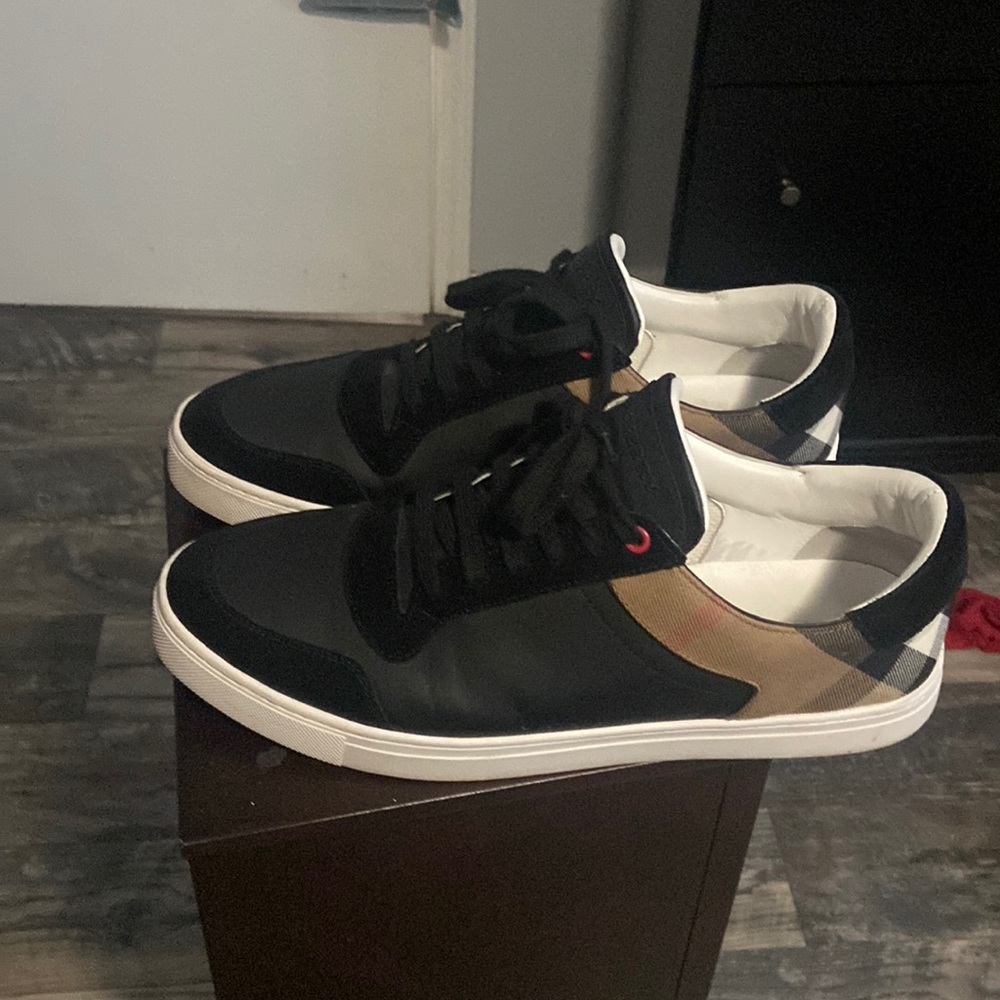 Men’s Burberry shoes size 13